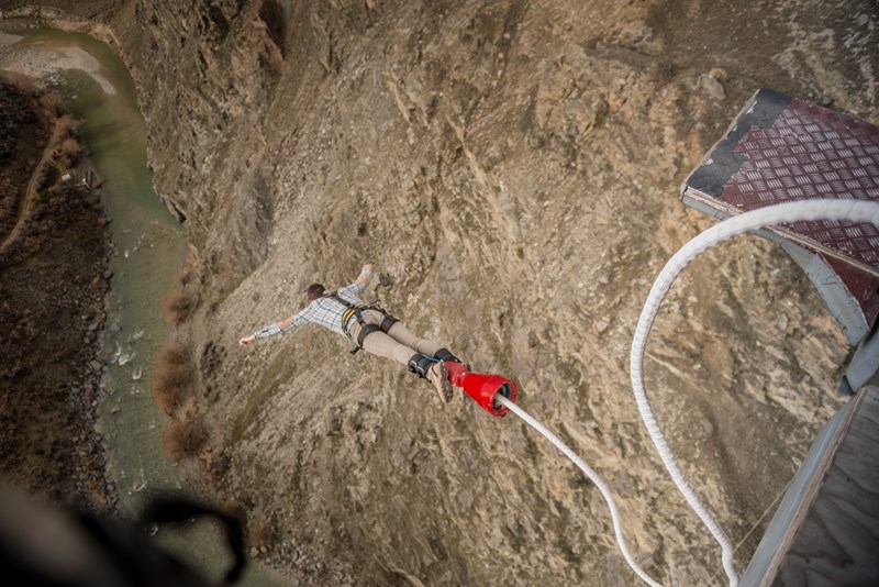 Bungy jumping at the Kawarau River — invented by A.J. Hackett & Henry van Ash